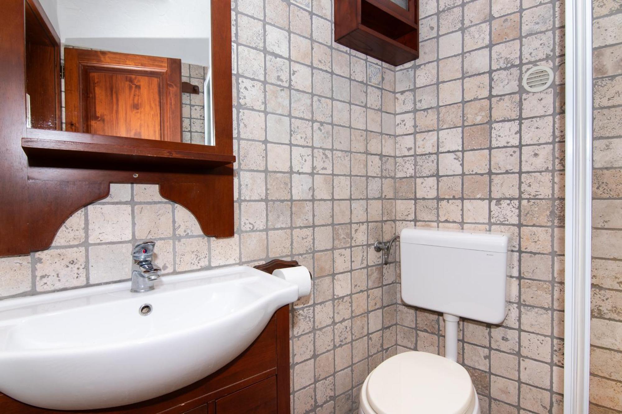 Apartments Valentinus 1800 Sezana Bagian luar foto